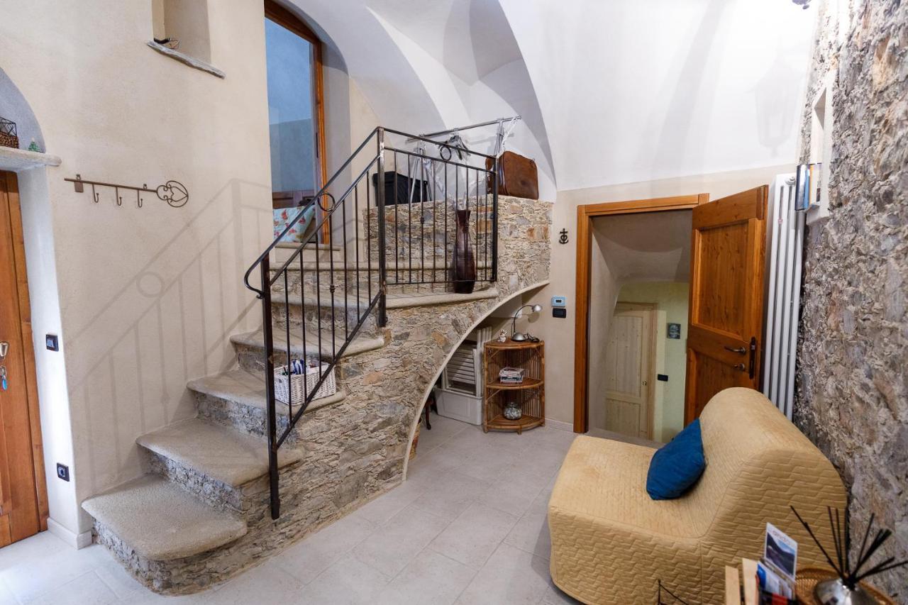 Arve Castelbianco - B&B E Appartamento Colletta Exterior photo