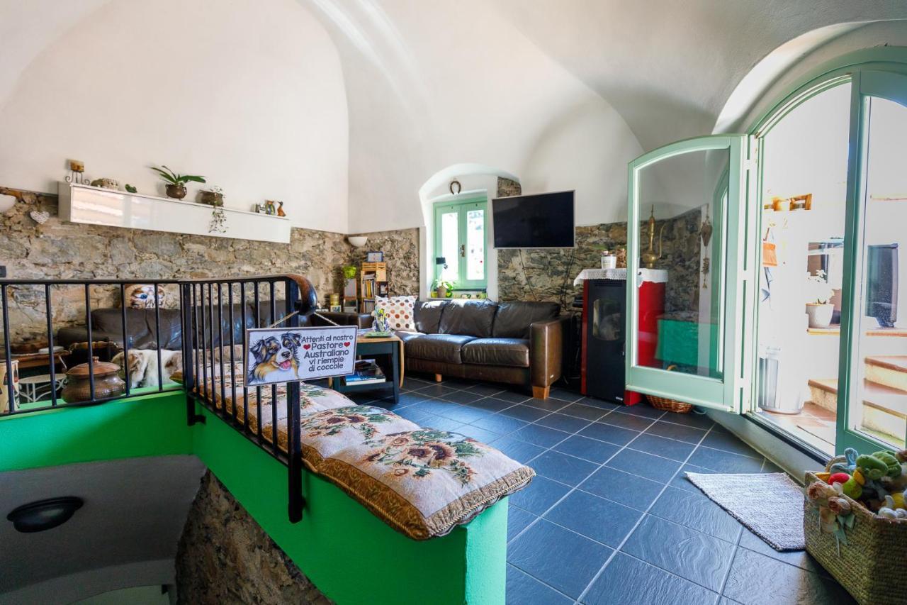 Arve Castelbianco - B&B E Appartamento Colletta Exterior photo